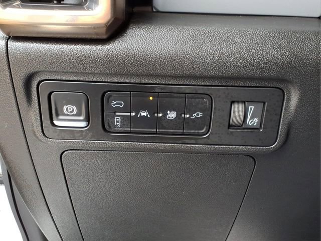 Used 2025 GMC Hummer EV 3X AWD/4WD image 16