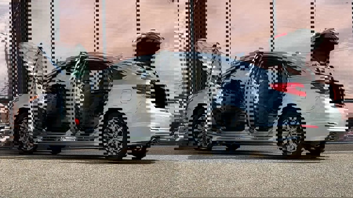 Used 2016 Hyundai Sonata Limited image 27