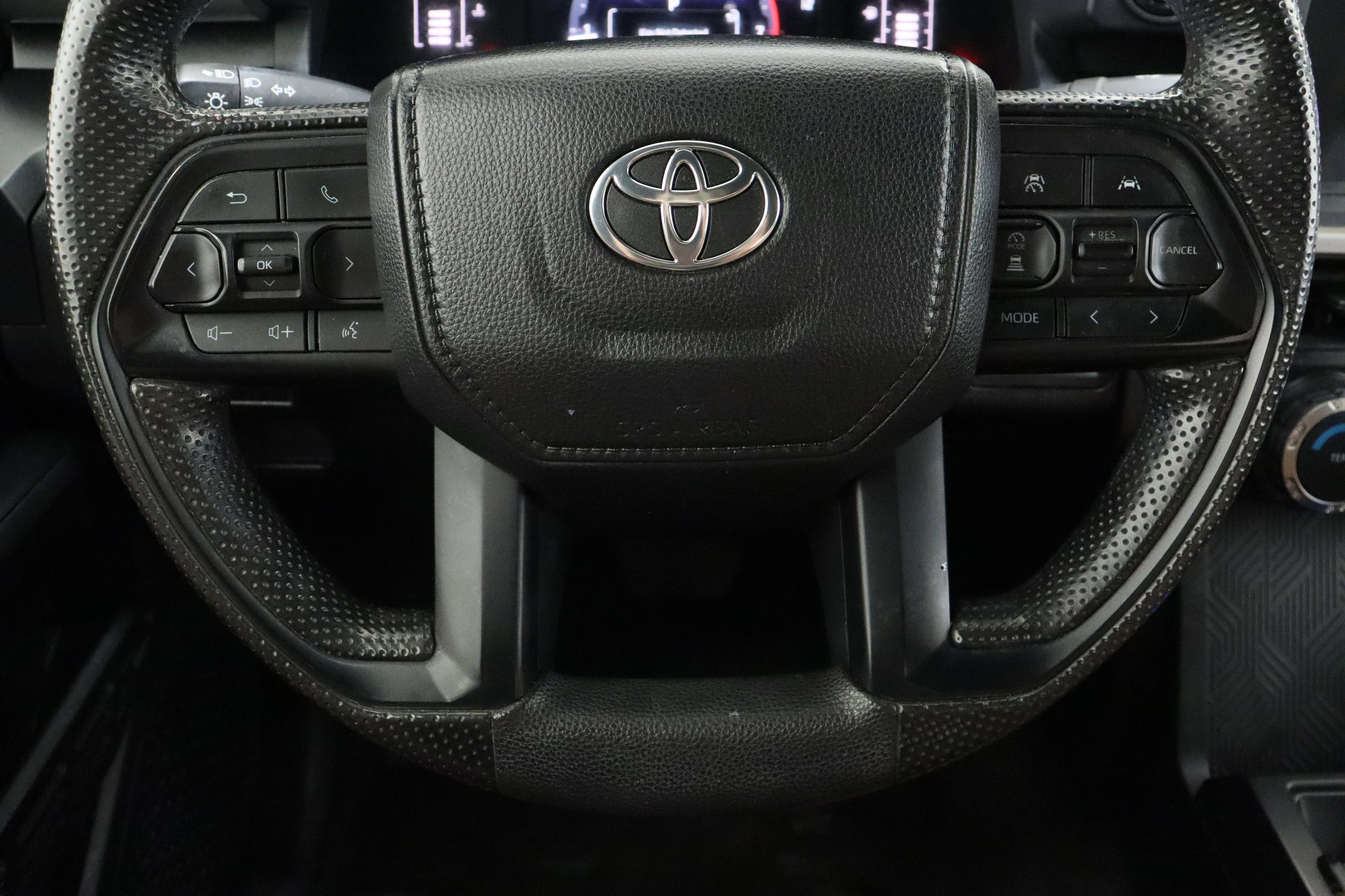 Used 2024 Toyota Tacoma SR RWD image 22