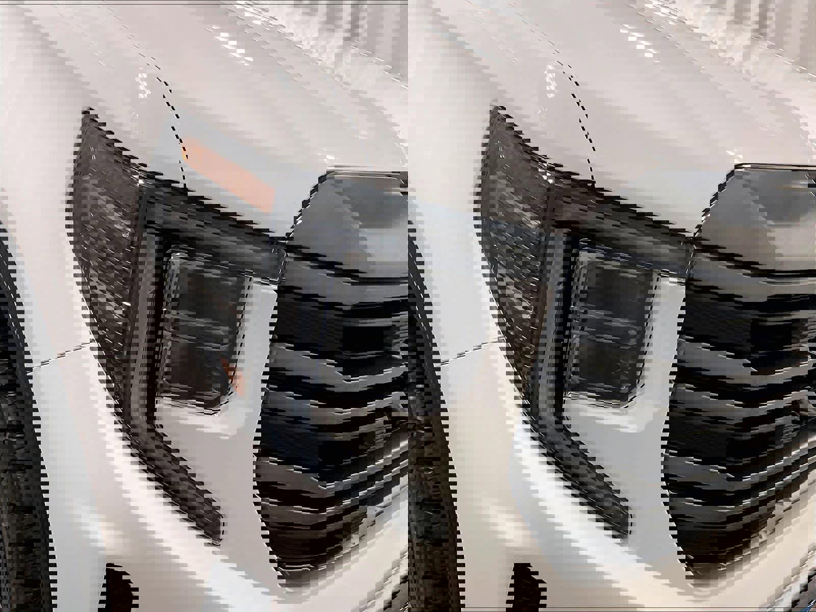 Used 2024 GMC Sierra 1500 AT4 w/ Technology Package image 31