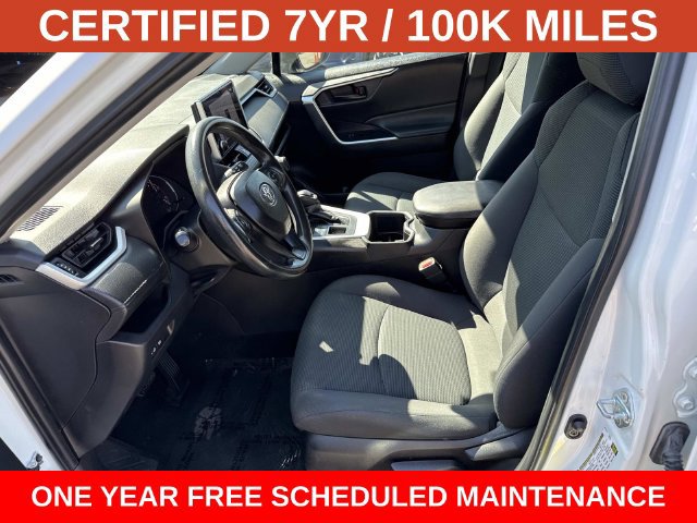 Used 2024 Toyota RAV4 LE AWD/4WD image 14