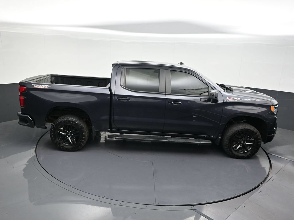 Used 2024 Chevrolet Silverado 1500 LT Trail Boss AWD/4WD image 19