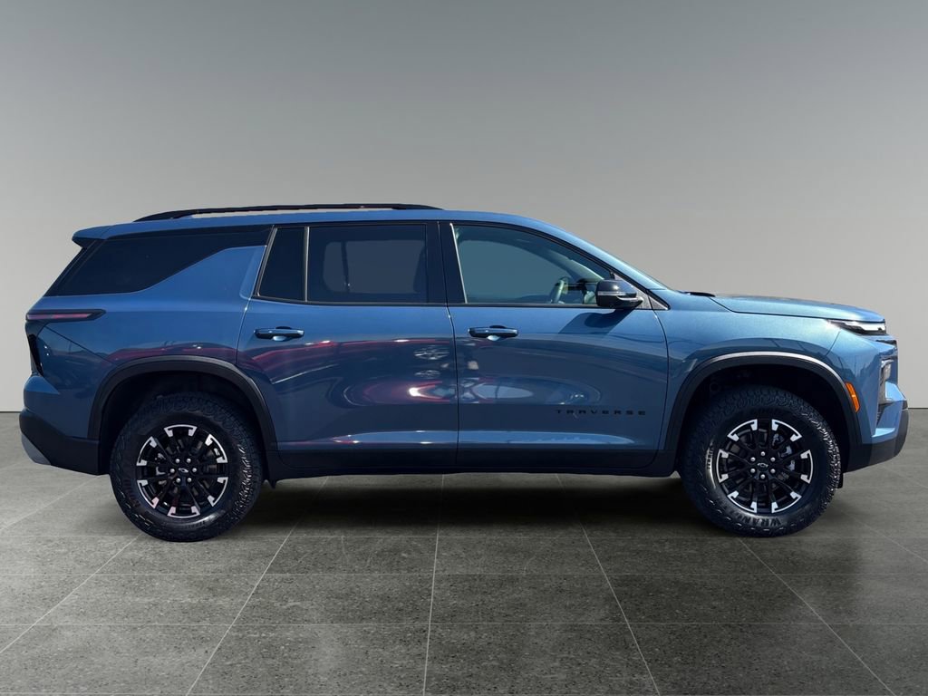 Used 2025 Chevrolet Traverse Z71 w/ Driver Confidence Package image 8