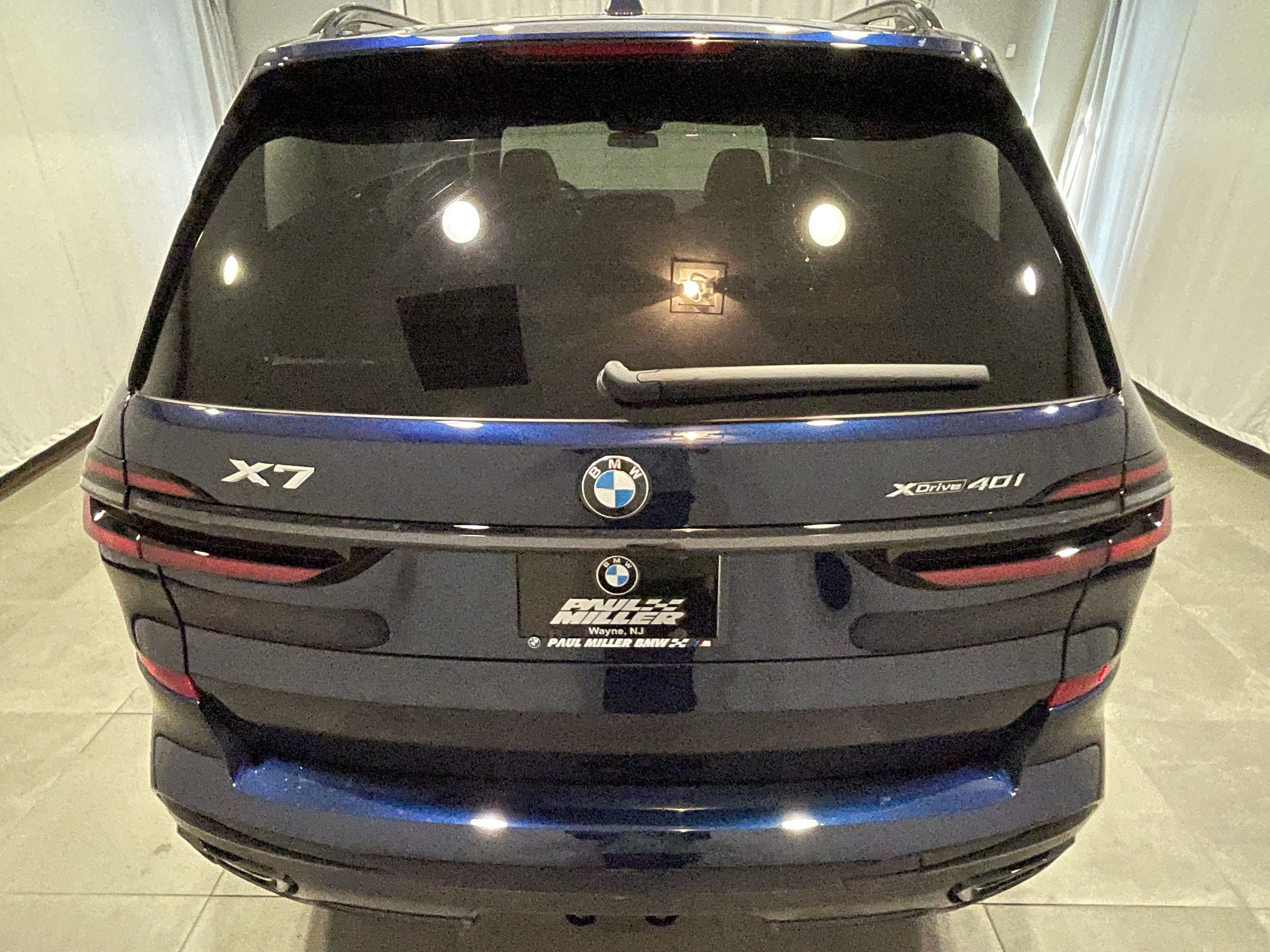 New 2027 BMW X7 xDrive40i w/ M Sport Package AWD/4WD image 5