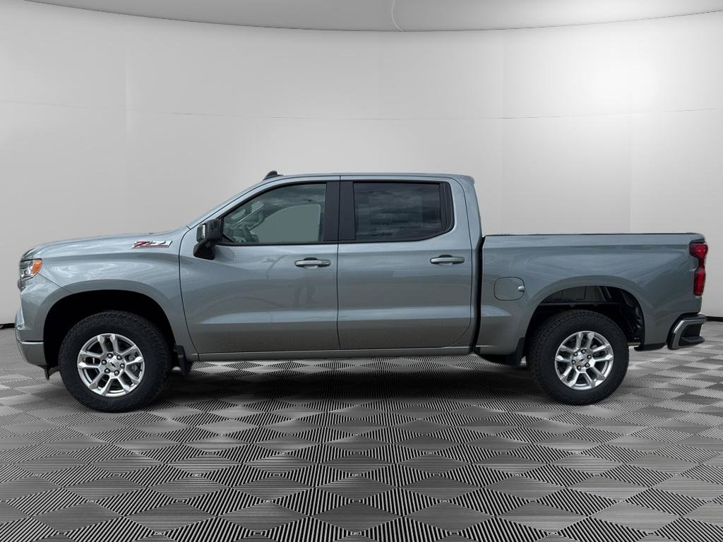 New 2026 Chevrolet Silverado 1500 RST w/ Safety Package AWD/4WD image 2