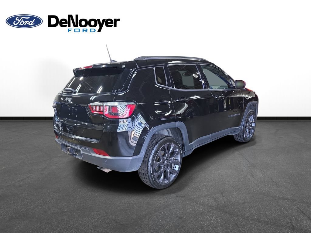 Used 2021 Jeep Compass Latitude w/ Sun and Sound Group AWD/4WD image 6