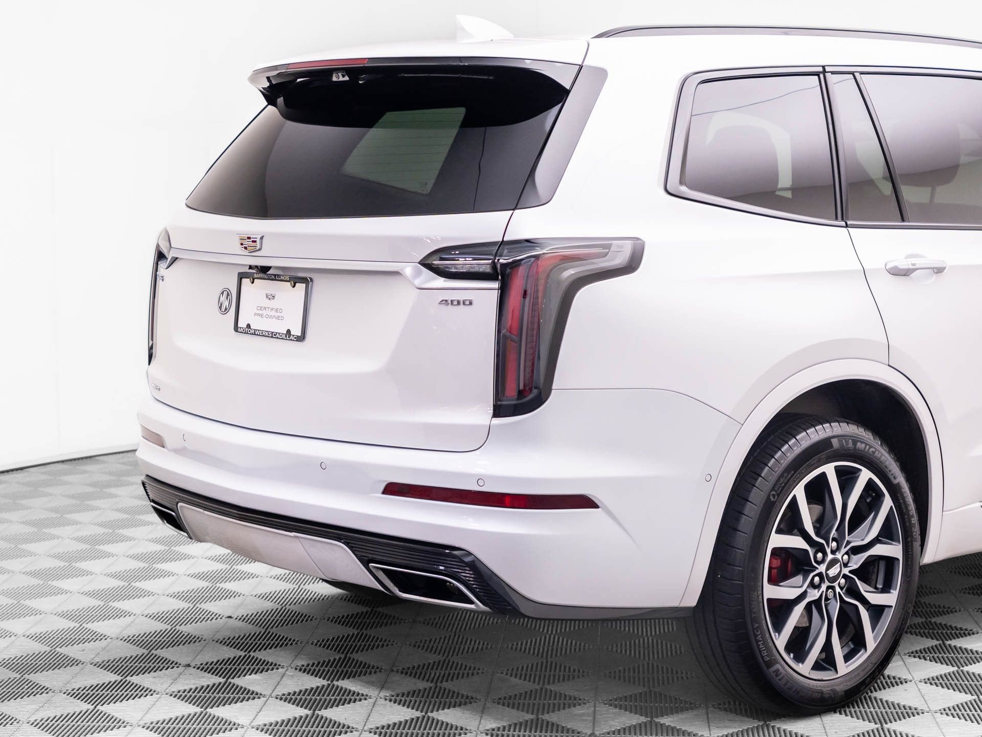 Certified 2025 Cadillac XT6 Sport w/ Platinum Package image 39