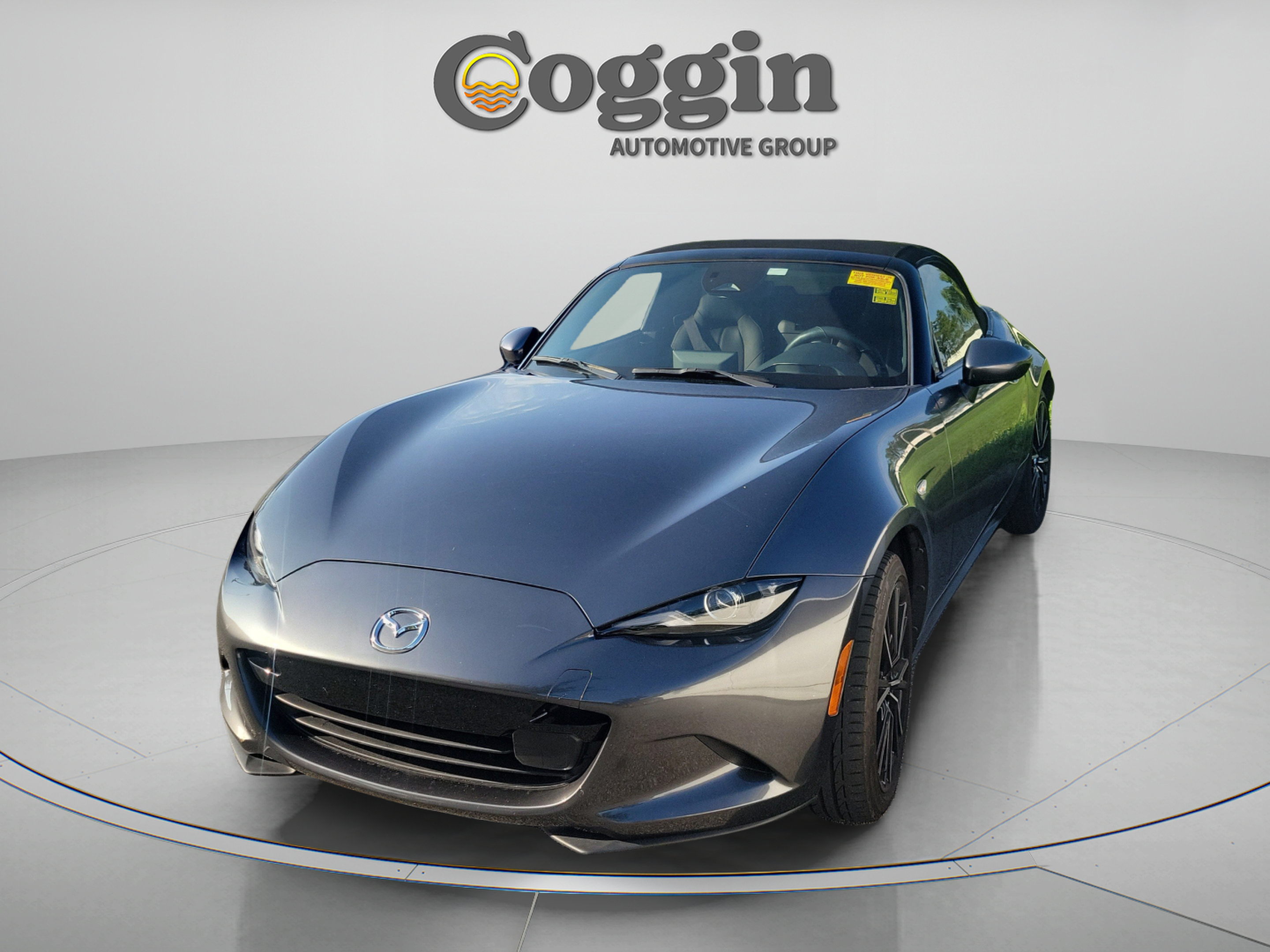 Used 2024 MAZDA MX-5 Miata Grand Touring w/ Weather Package RWD image 2