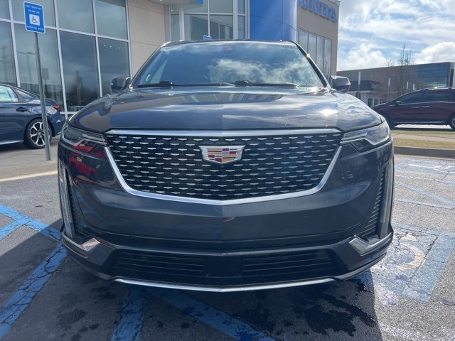 Used 2022 Cadillac XT6 Premium Luxury w/ Technology Package image 3