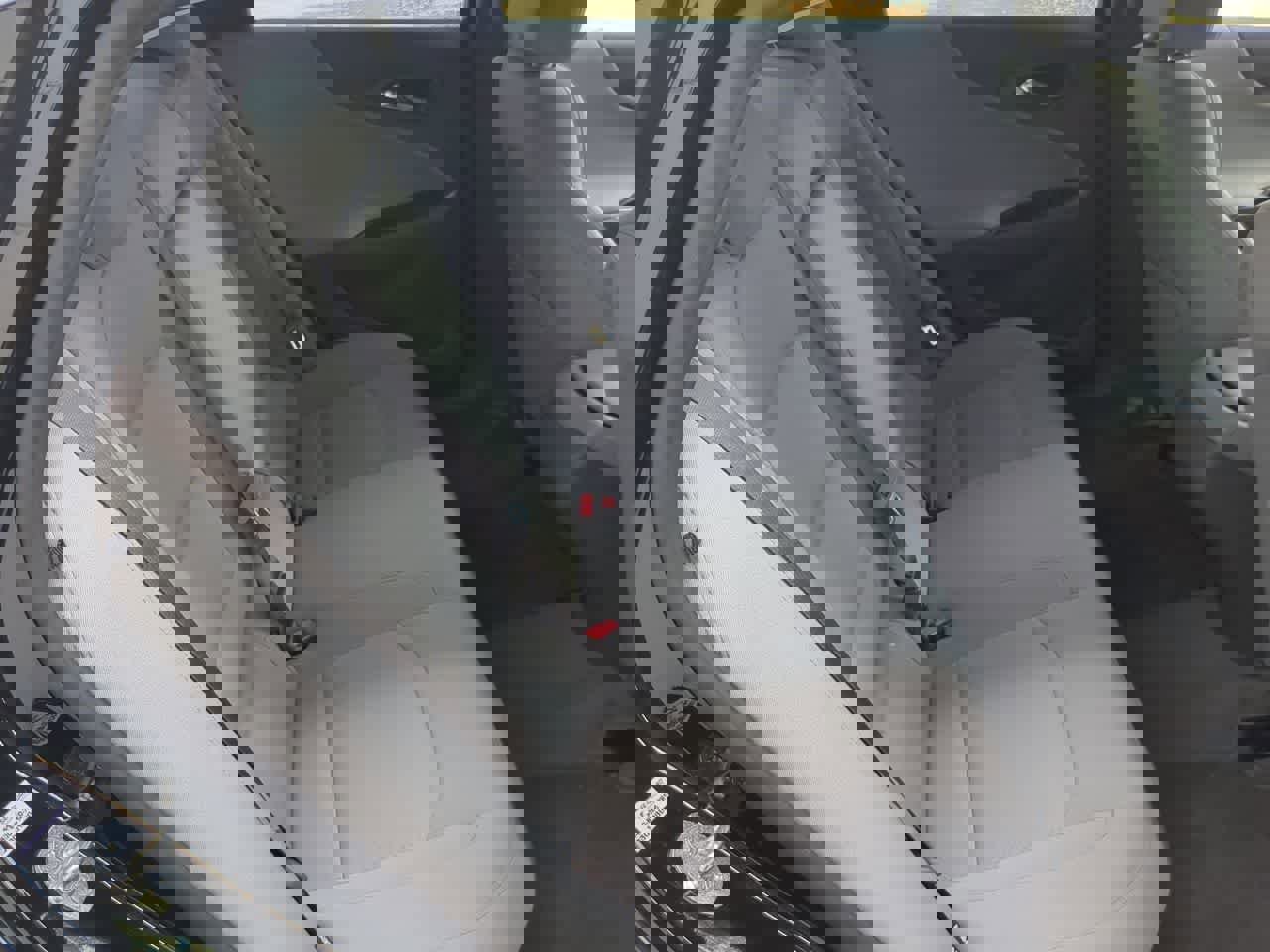 Used 2018 Chevrolet Malibu LS image 19