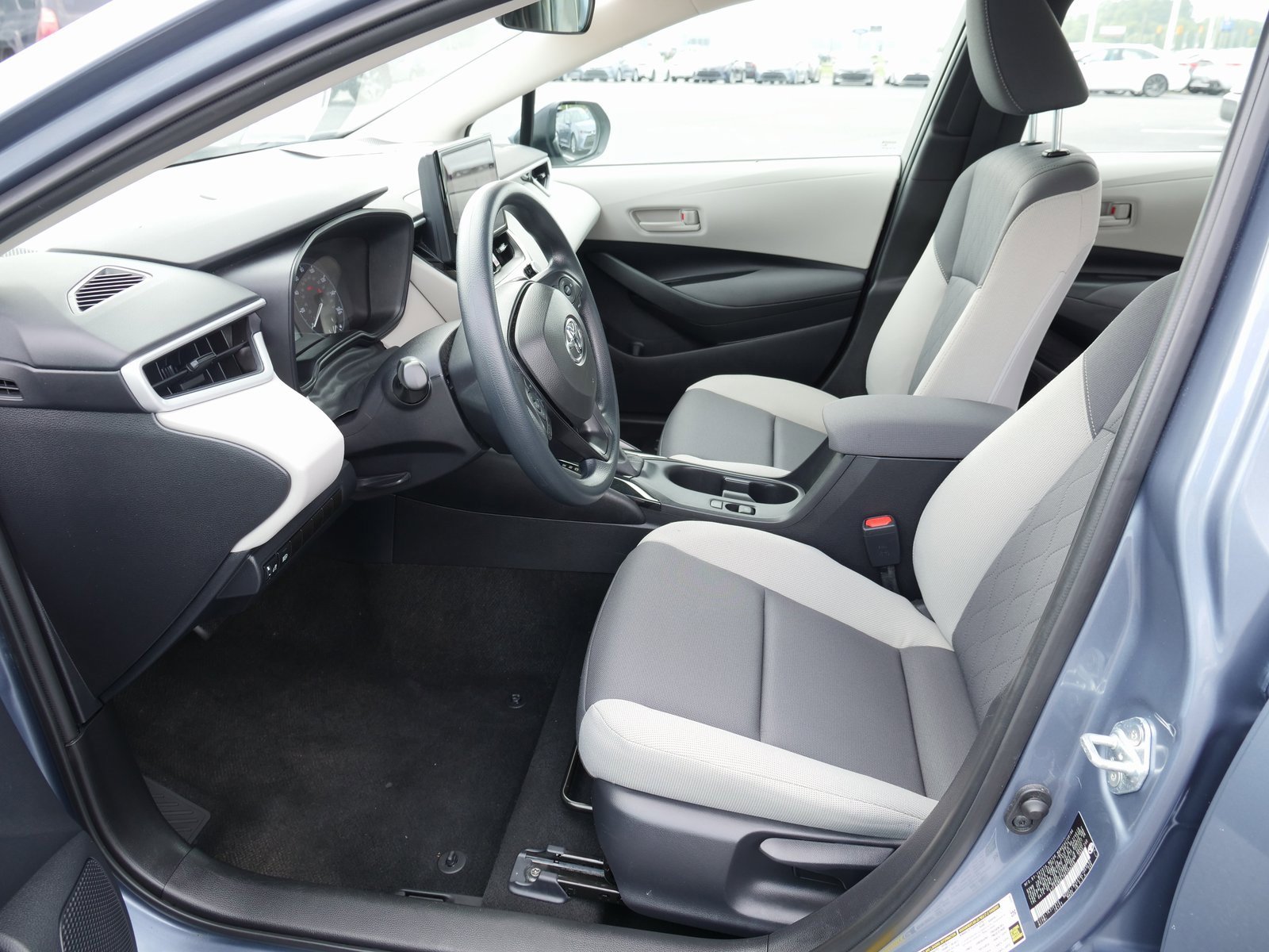 Used 2024 Toyota Corolla LE image 15