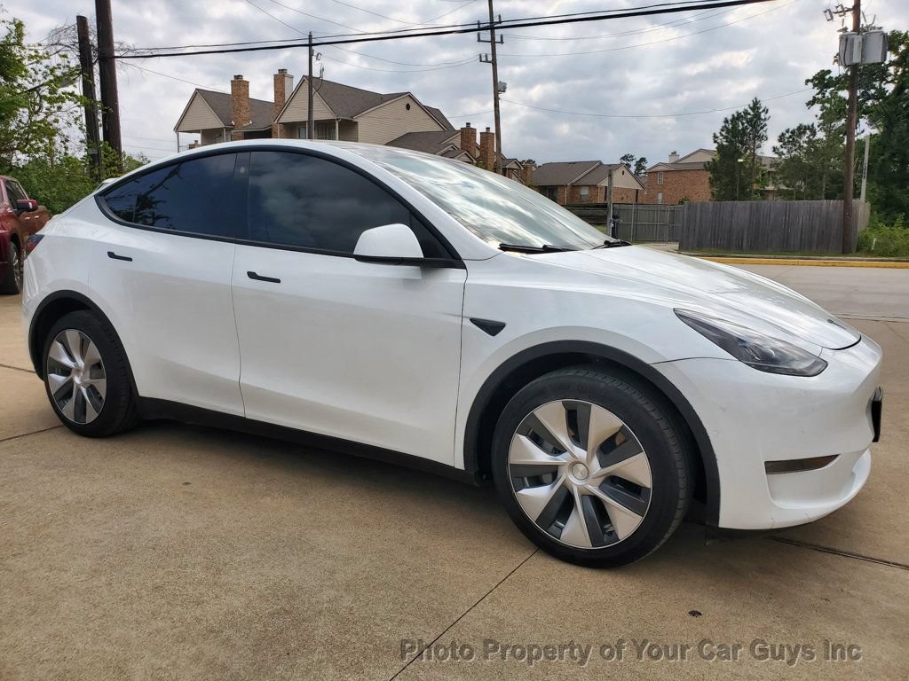 Used 2022 Tesla Model Y Long Range AWD/4WD image 6