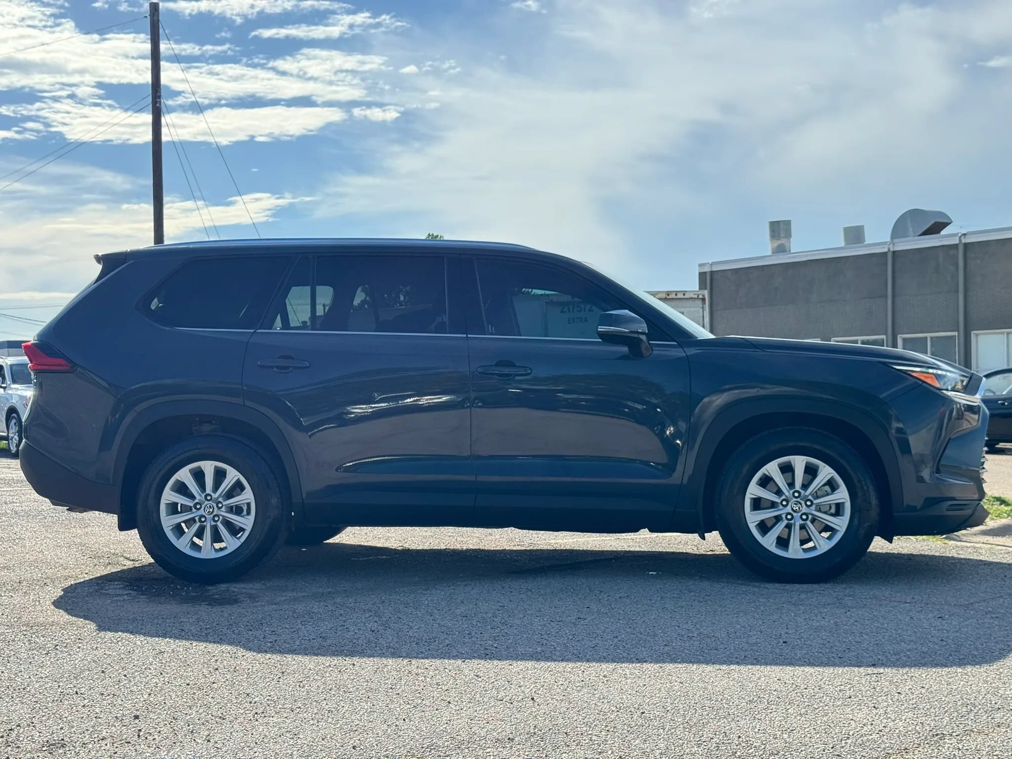 Used 2024 Toyota Grand Highlander FWD image 8