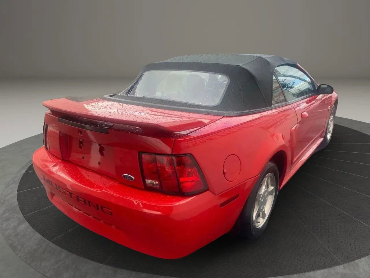 Used 2004 Ford Mustang Premium image 6