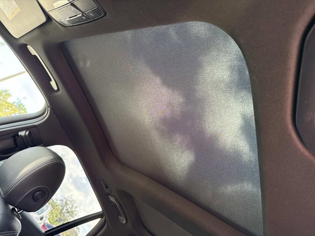 Used 2018 Mercedes-Benz GLC 300 image 44