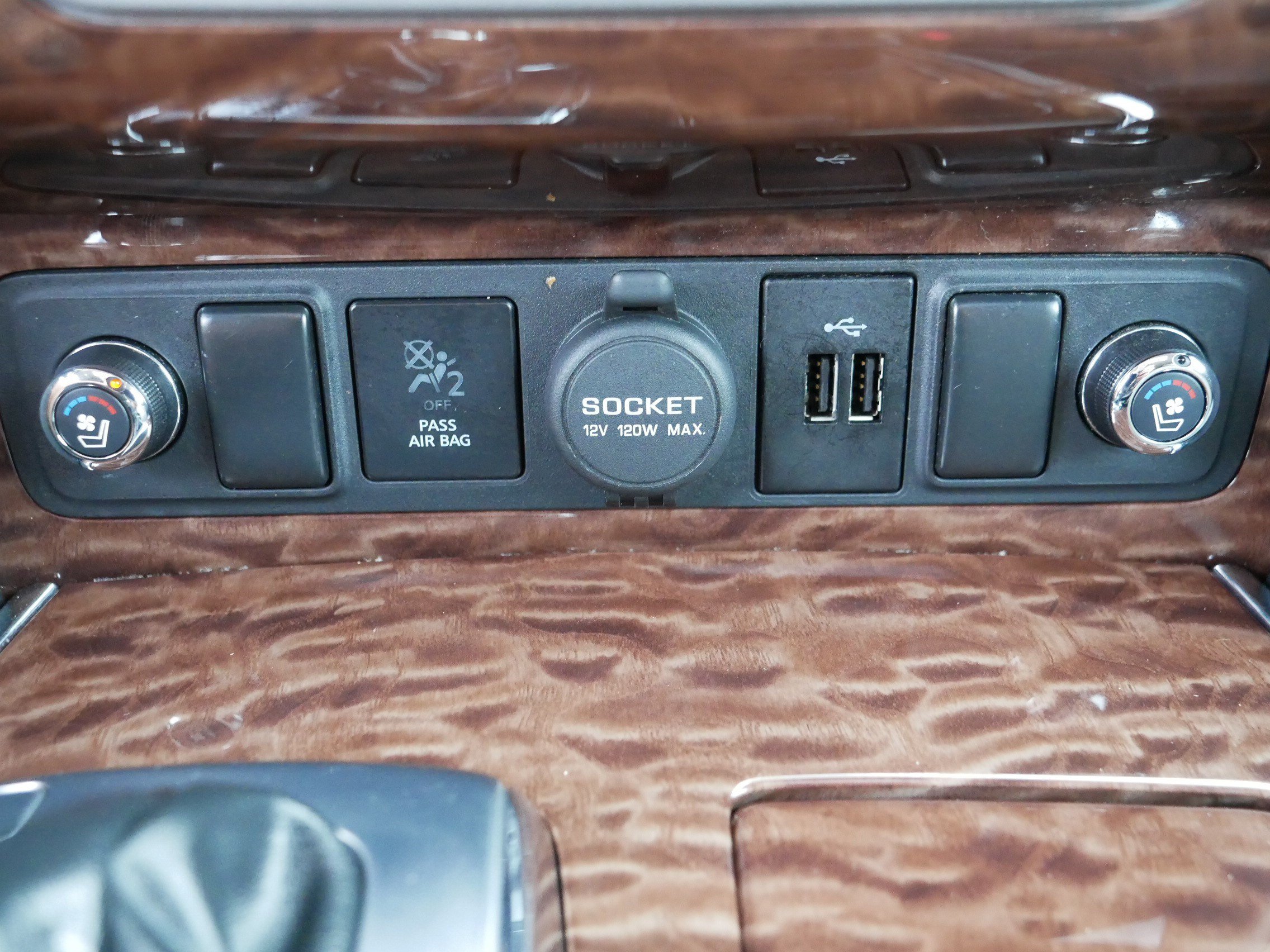 Certified 2018 Nissan Armada Platinum w/ Interior Lighting Package AWD/4WD image 31