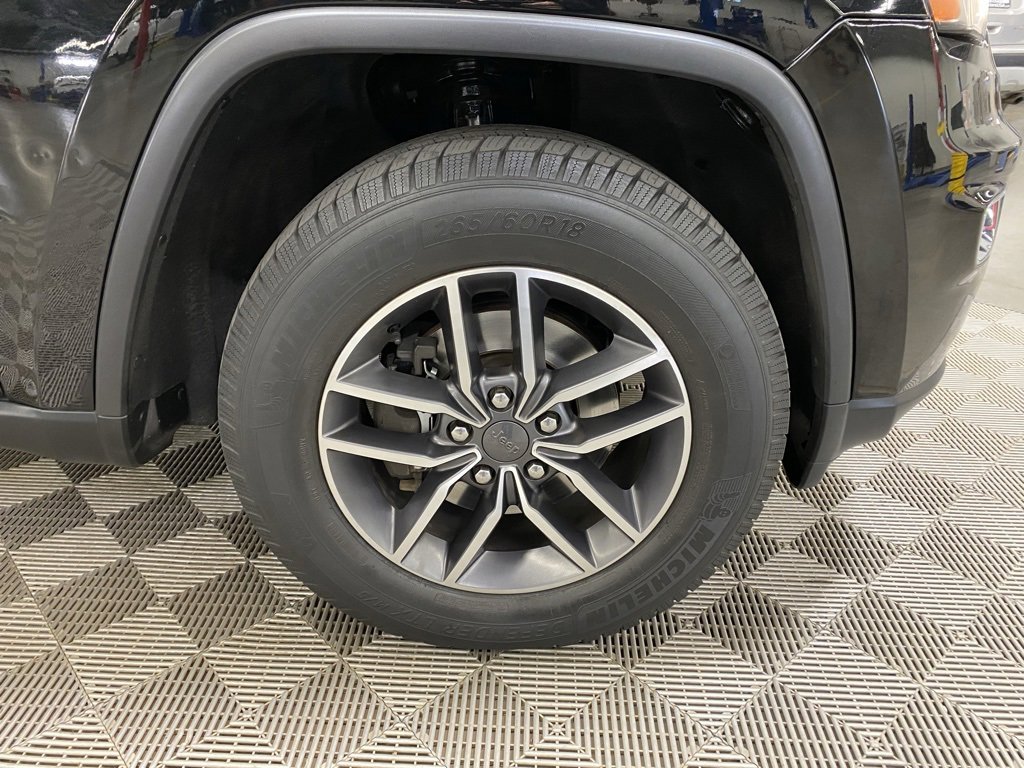 Used 2020 Jeep Grand Cherokee Limited image 12