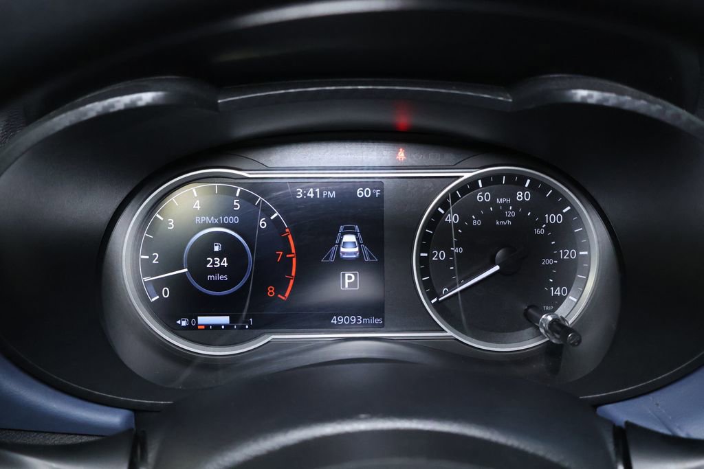 Used 2023 Nissan Versa SV image 18