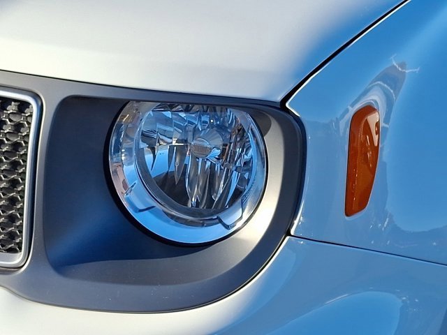 Certified 2022 Jeep Renegade Limited image 11
