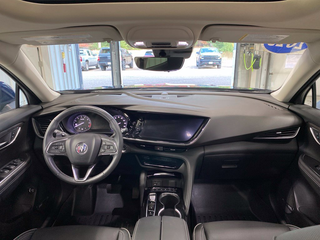 Used 2023 Buick Envision Avenir AWD/4WD image 16