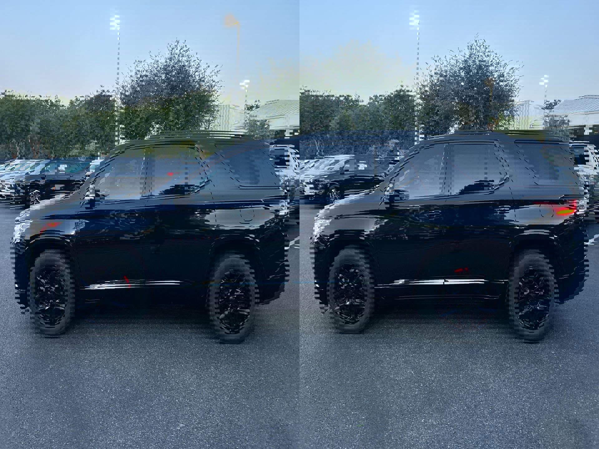 Used 2019 Chevrolet Traverse Premier w/ Redline Edition image 6