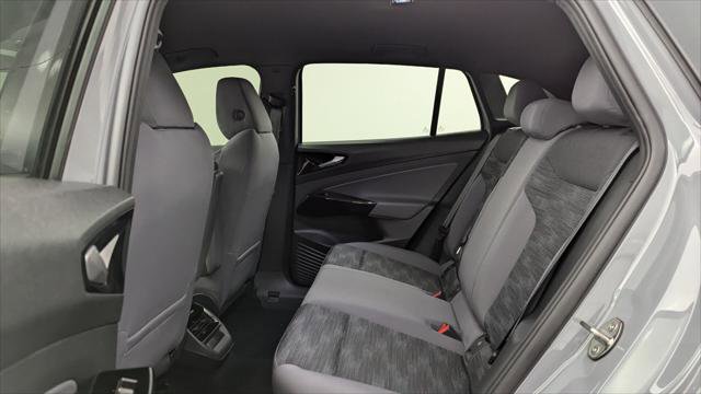 Used 2021 Volkswagen ID.4 Pro image 17