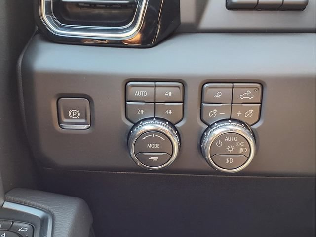 New 2026 GMC Sierra 2500 Denali w/ Denali Reserve Package AWD/4WD image 11