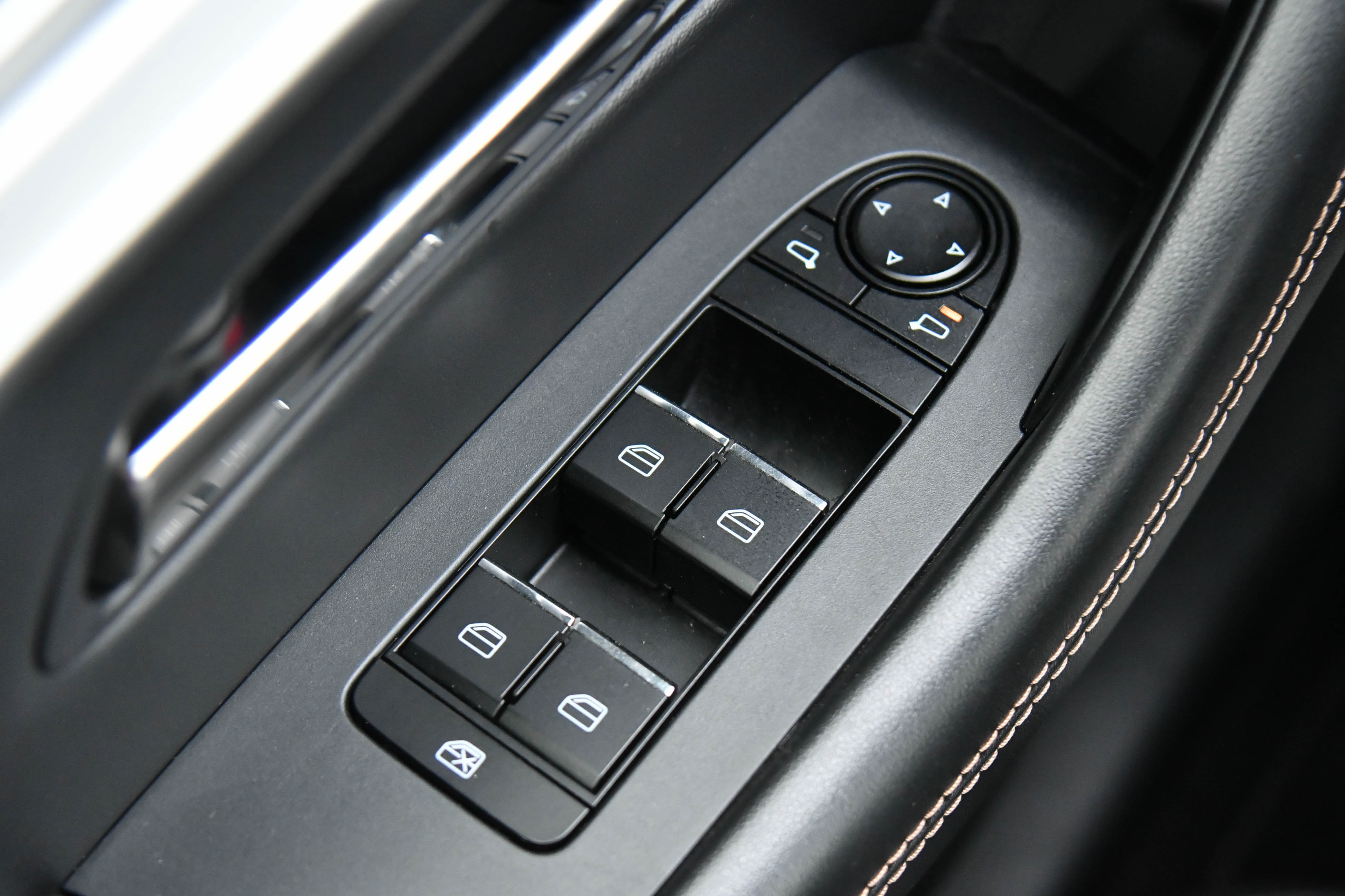 Used 2024 MAZDA CX-90 3.3 Turbo w/ Preferred Plus image 34