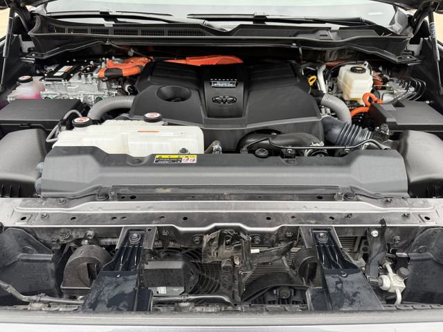 Certified 2024 Toyota Sequoia Capstone AWD/4WD image 36
