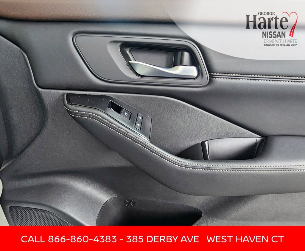 Certified 2022 Nissan Rogue SV w/ SV Premium Package image 50