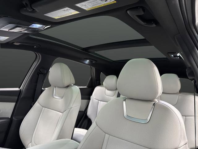 Used 2025 Hyundai Tucson Limited image 7