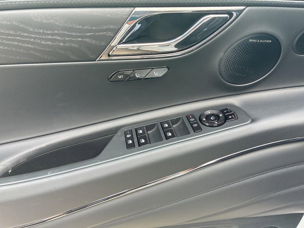 New 2026 Genesis GV80 3.5T Prestige AWD/4WD image 16