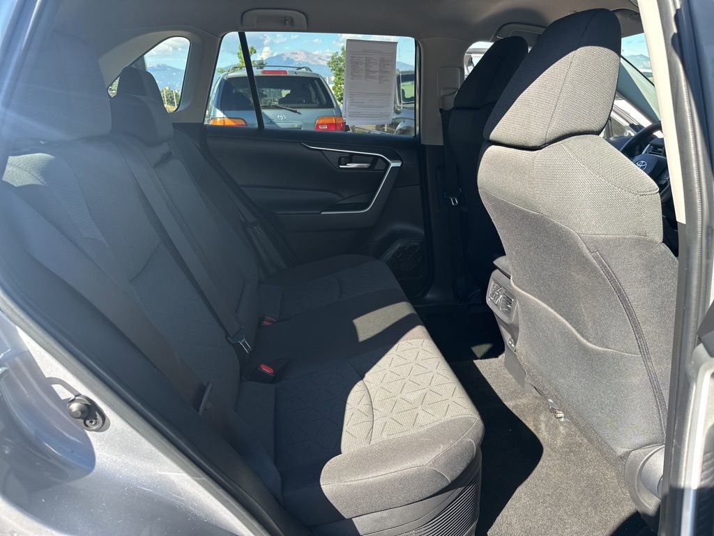 Used 2024 Toyota RAV4 XLE image 32