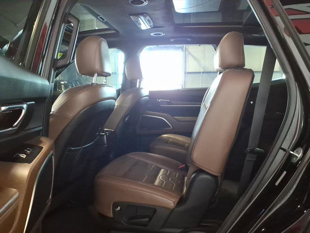 Used 2020 Kia Telluride SX w/ SX Prestige Package AWD/4WD image 16