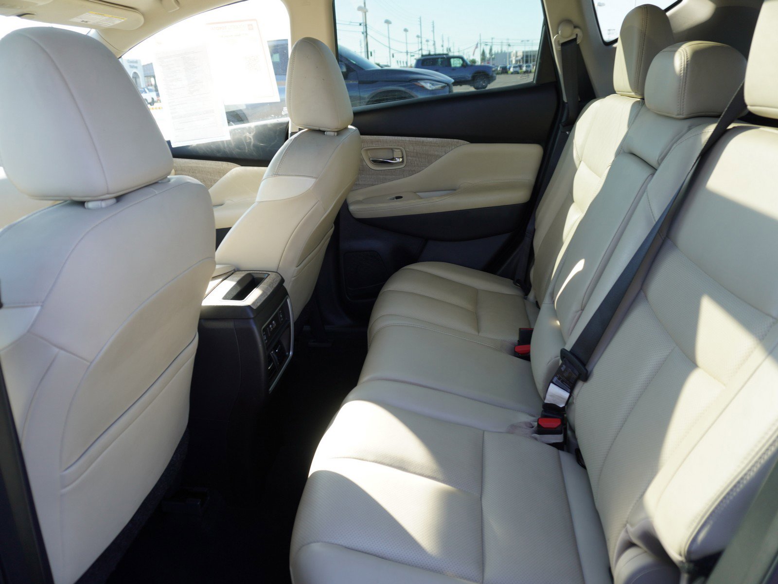 Used 2023 Nissan Murano SL w/ SL Moonroof Package image 13