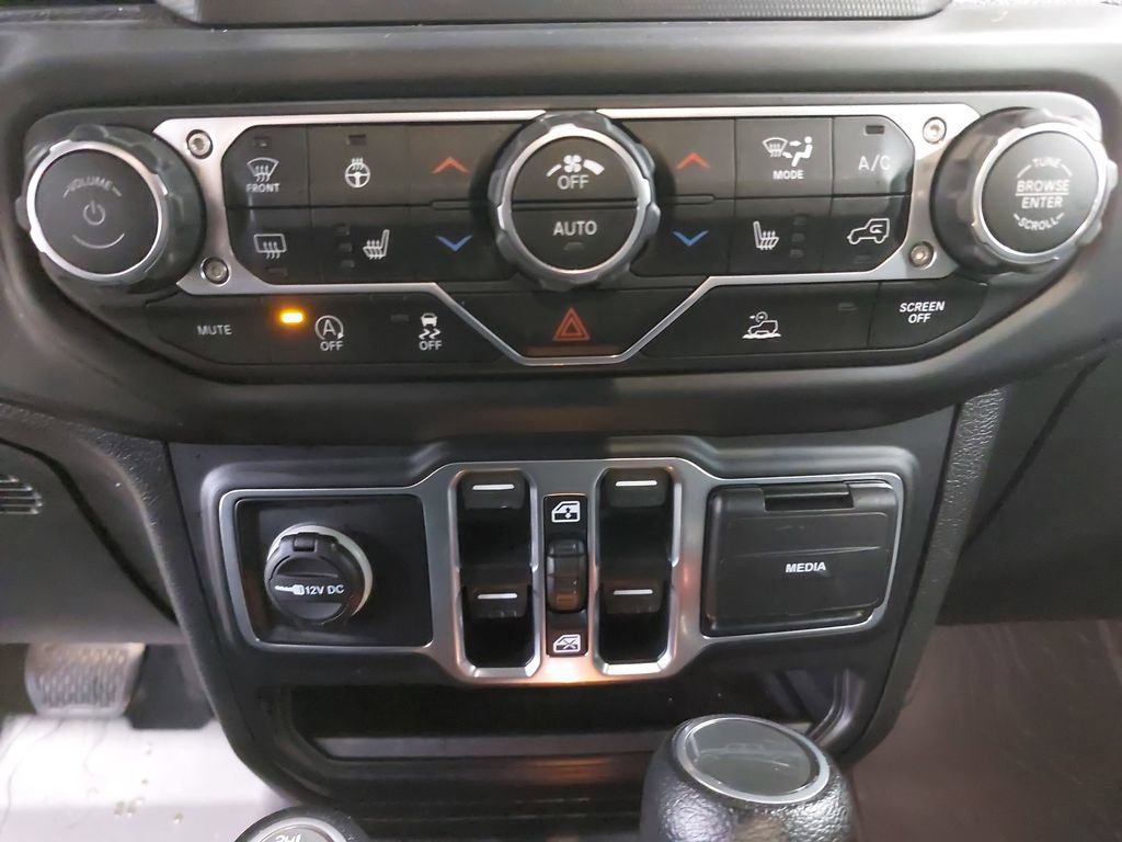 Used 2020 Jeep Gladiator Sport w/ Quick Order Package 24S image 22