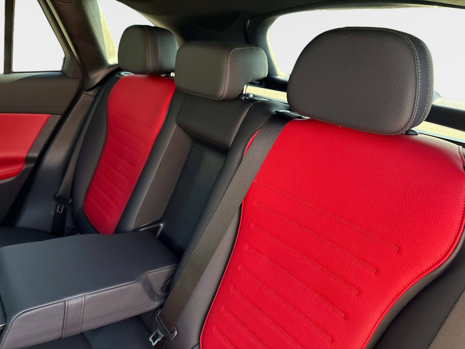 Certified 2024 Mercedes-Benz GLC 300 image 15