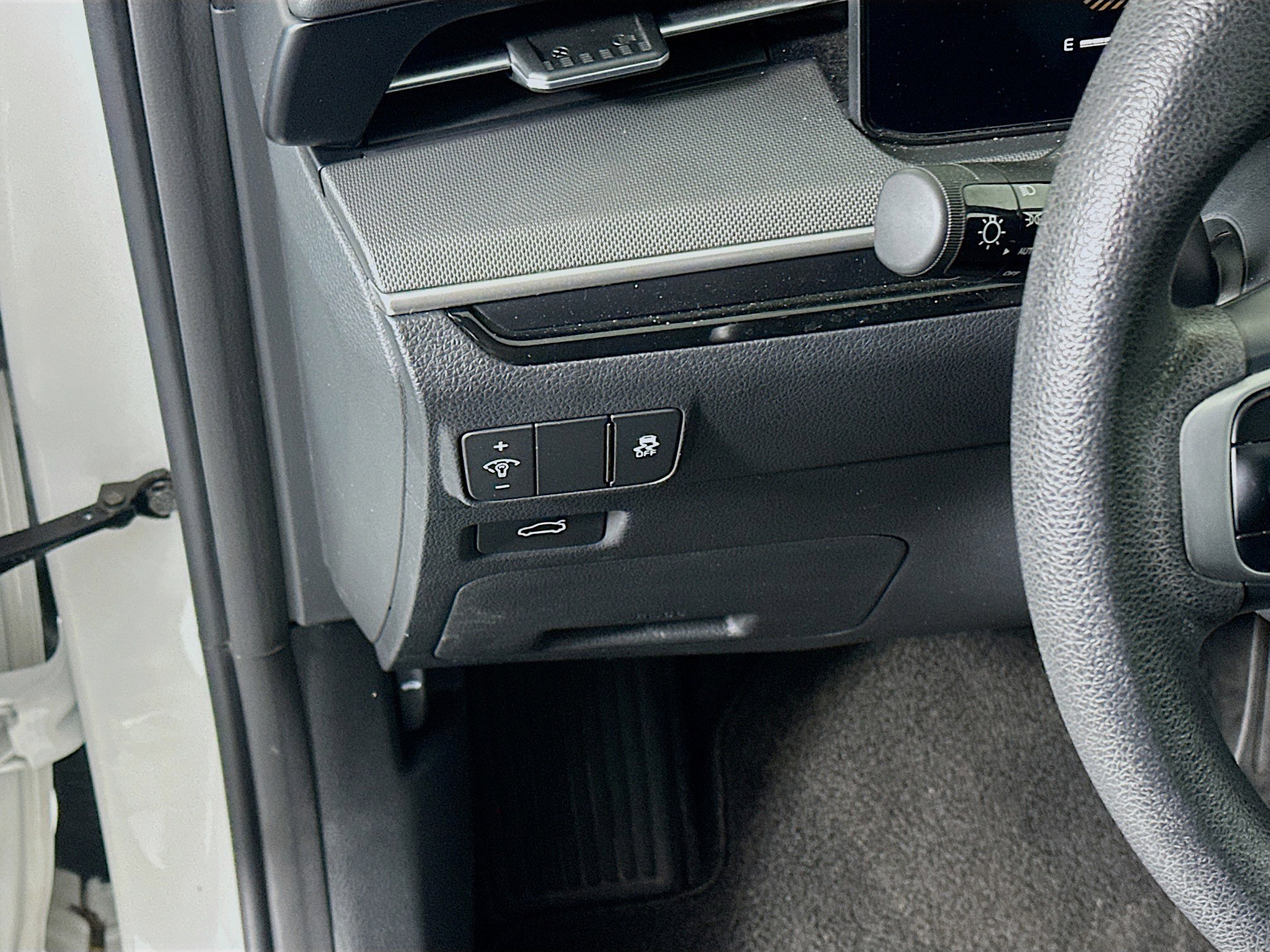 Used 2025 Kia K5 LXS image 17