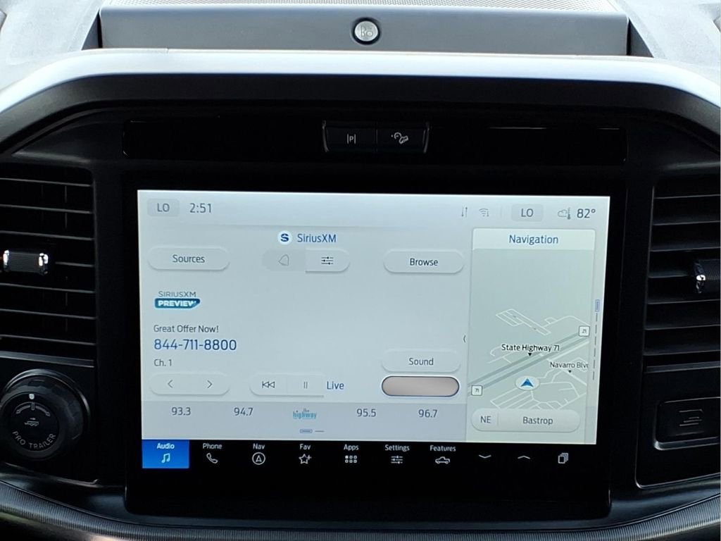 Used 2025 Ford F150 Lariat w/ Equipment Group 501A Mid image 26