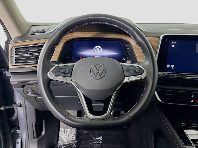 Used 2024 Volkswagen Atlas SE image 12