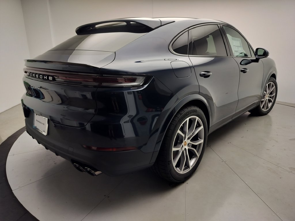 New 2026 Porsche Cayenne Coupe AWD/4WD image 25