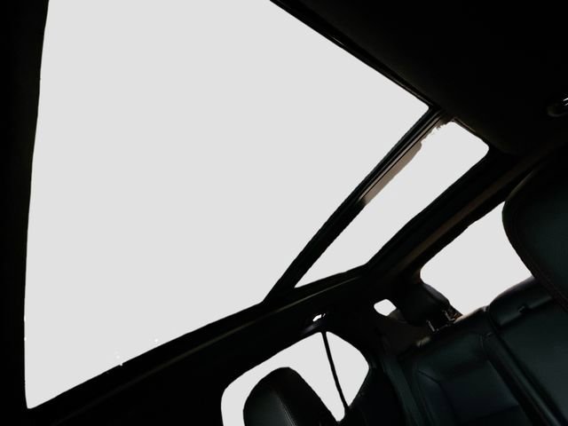 Used 2022 Chevrolet Equinox RS w/ RS Leather Package image 24