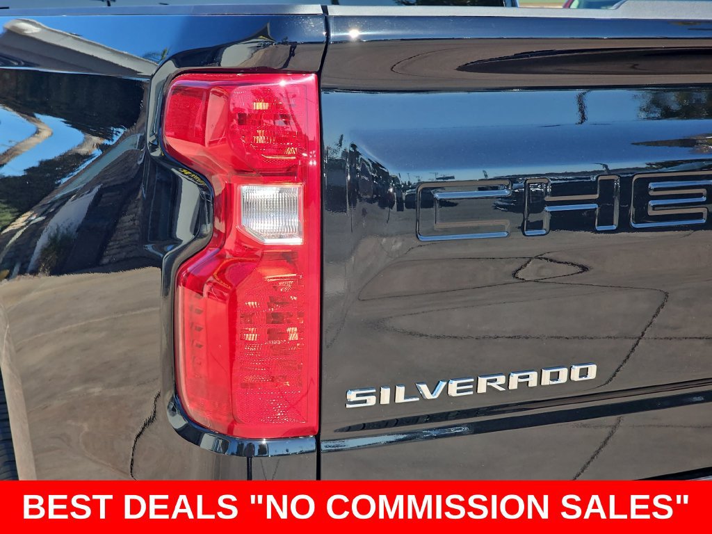 New 2026 Chevrolet Silverado 1500 Custom w/ LPO, Dark Essentials Package RWD image 40