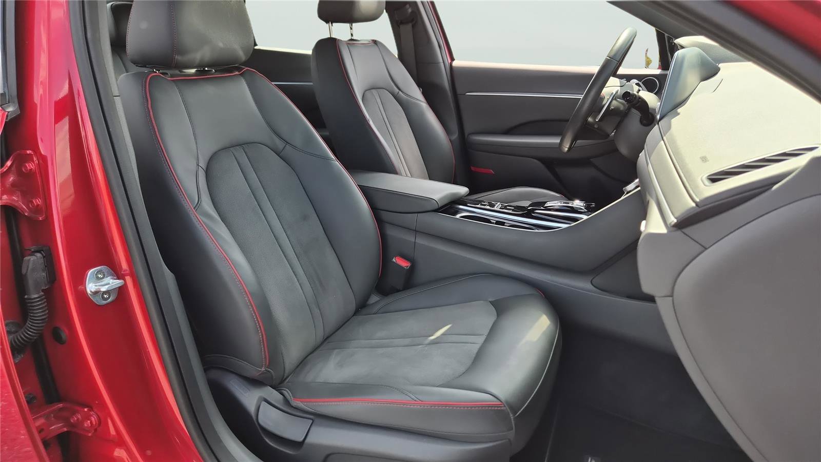 Used 2020 Hyundai Sonata SEL Plus w/ Cargo Package image 14