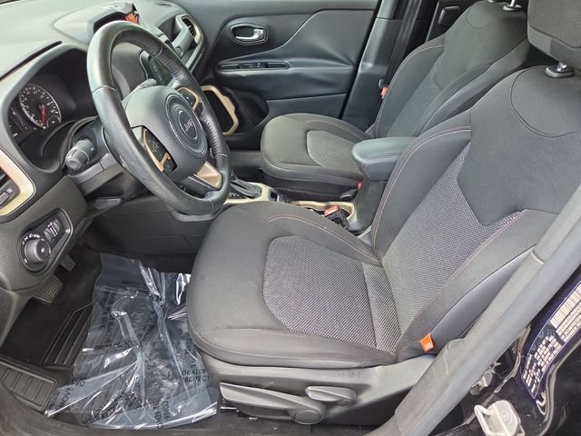 Used 2016 Jeep Renegade 75th Anniversary FWD image 10