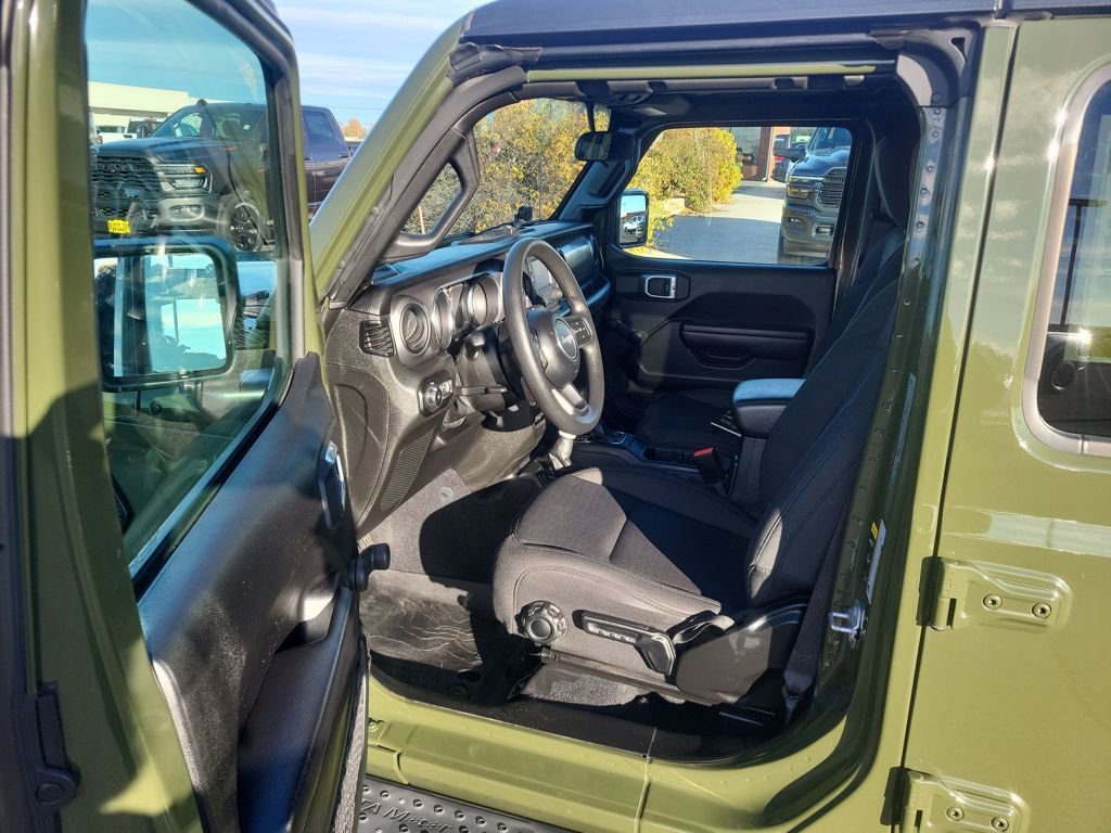 Used 2021 Jeep Wrangler Unlimited Sport image 10