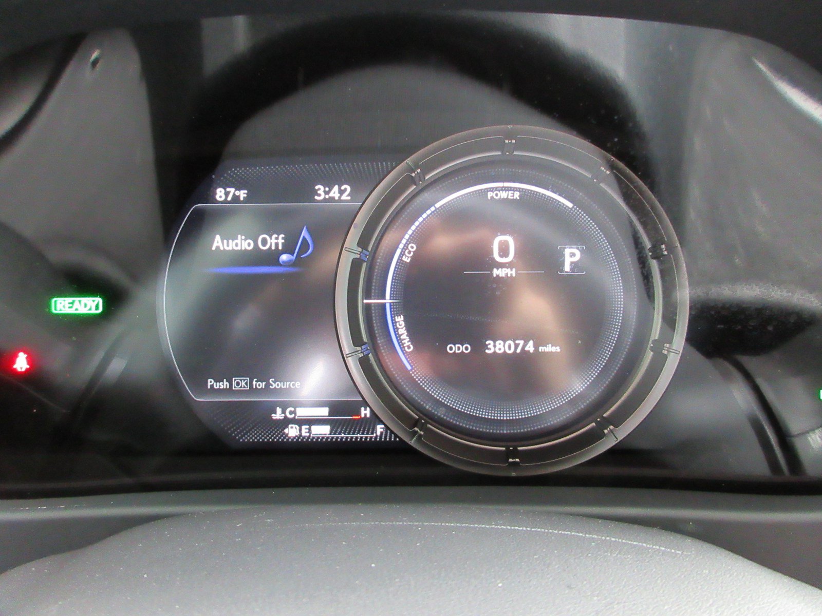 Used 2021 Lexus UX 250h F Sport w/ F Sport Premium Package AWD/4WD image 36