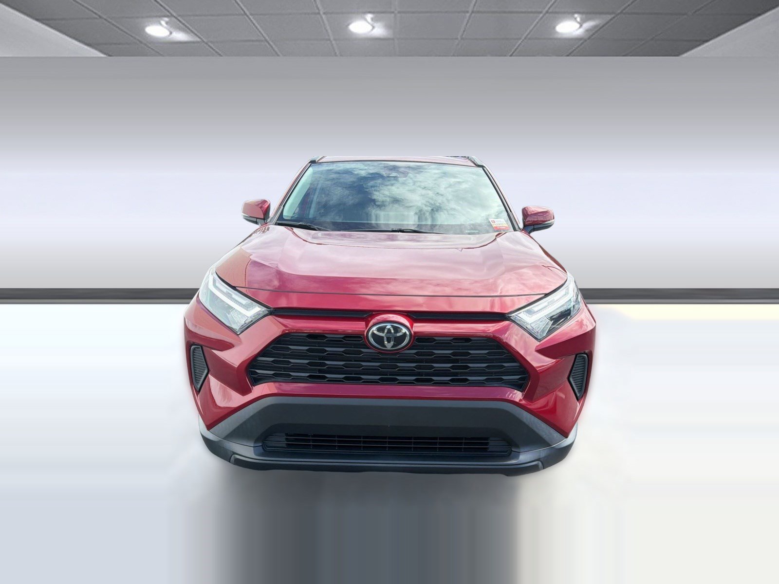 Used 2023 Toyota RAV4 XLE w/ Convenience Package FWD image 5