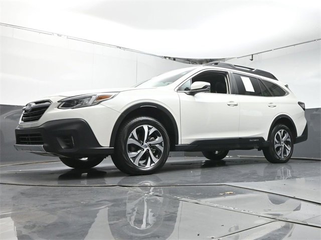 Used 2022 Subaru Outback Limited image 36