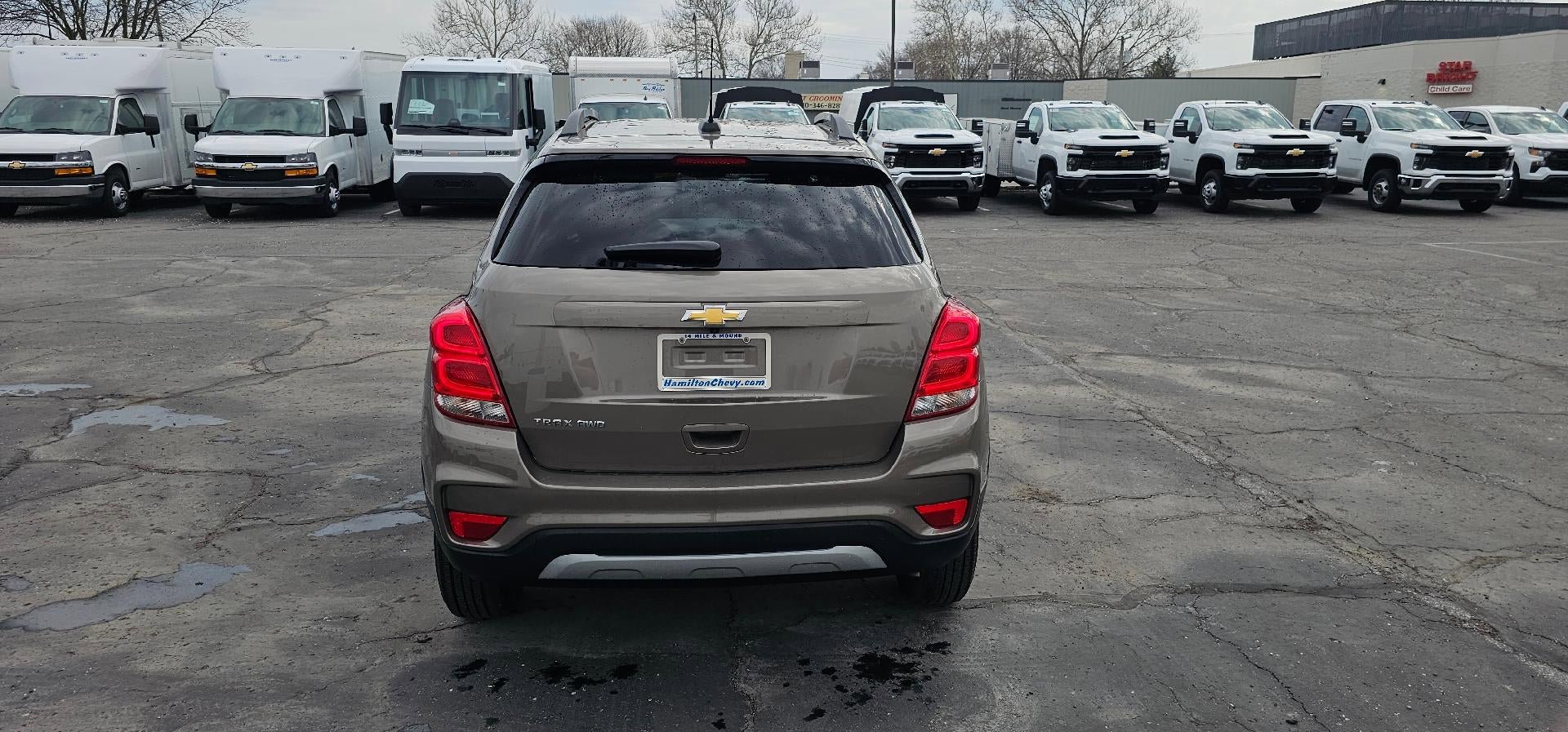Used 2022 Chevrolet Trax LT w/ LT Convenience Package AWD/4WD image 6